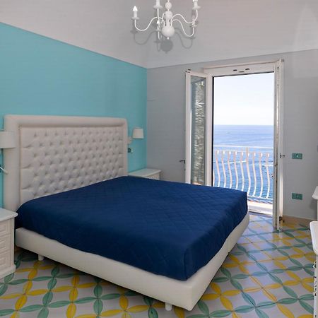 Apartments Amalfi Design Sea View Accessible By 250 Steps Esterno foto