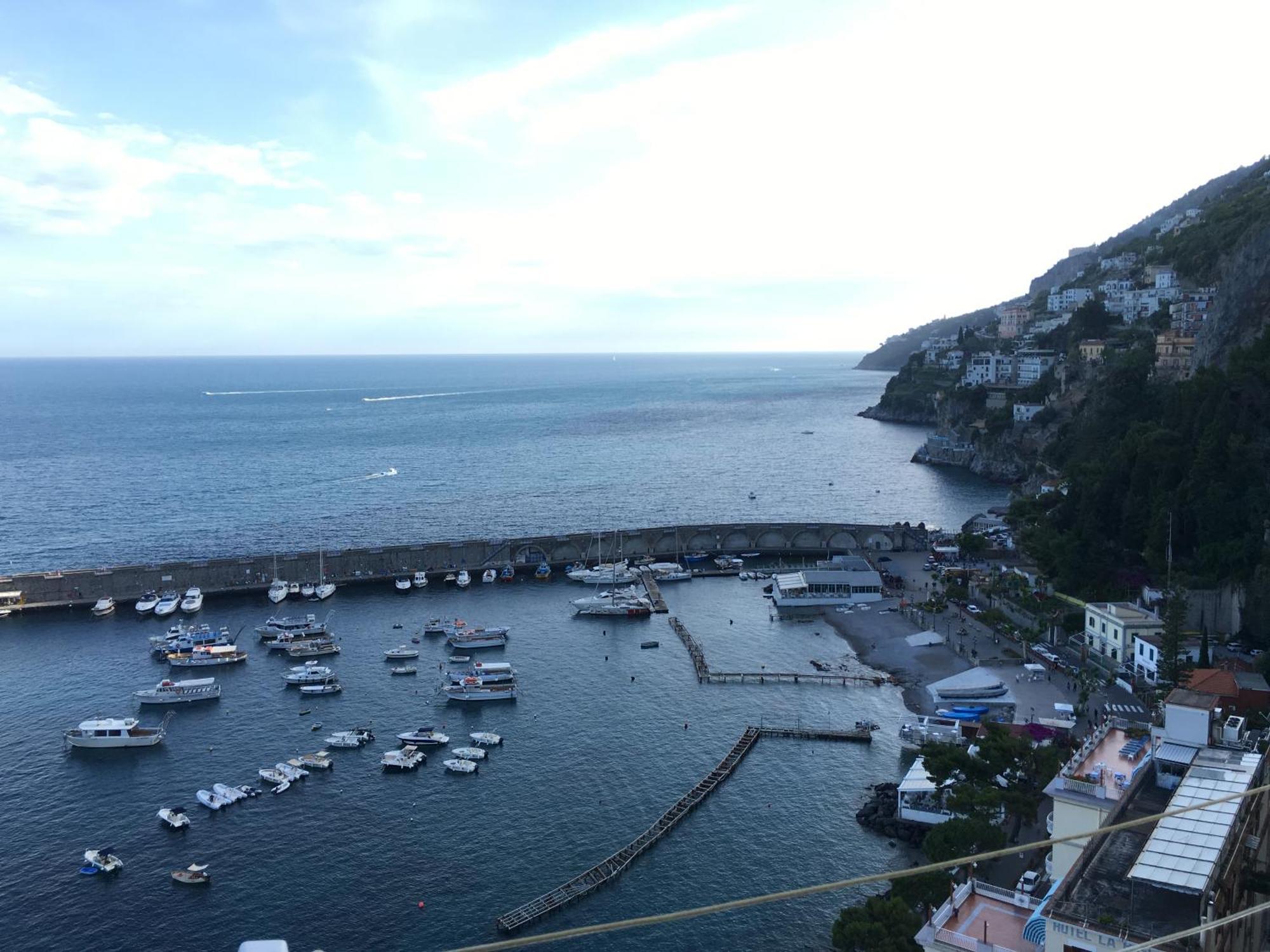 Apartments Amalfi Design Sea View Accessible By 250 Steps Camera foto