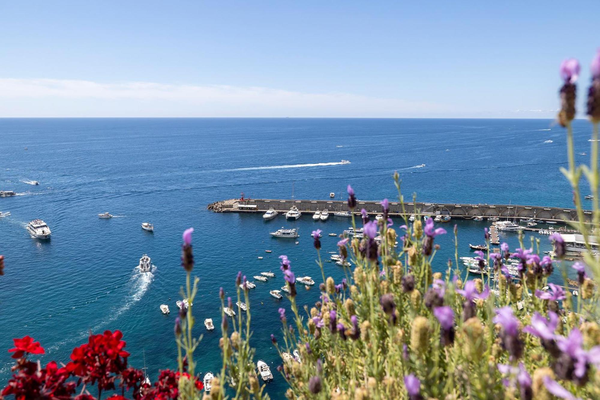 Apartments Amalfi Design Sea View Accessible By 250 Steps Esterno foto