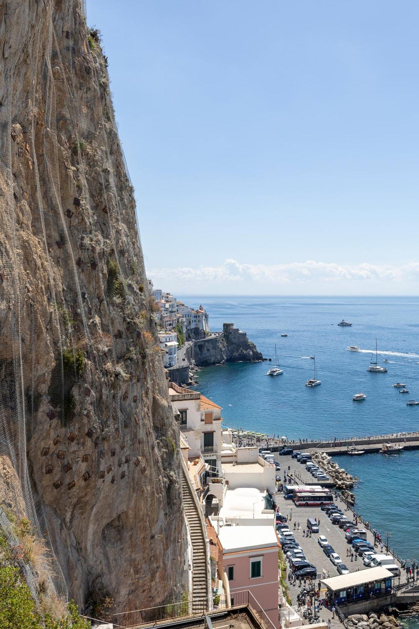 Apartments Amalfi Design Sea View Accessible By 250 Steps Esterno foto