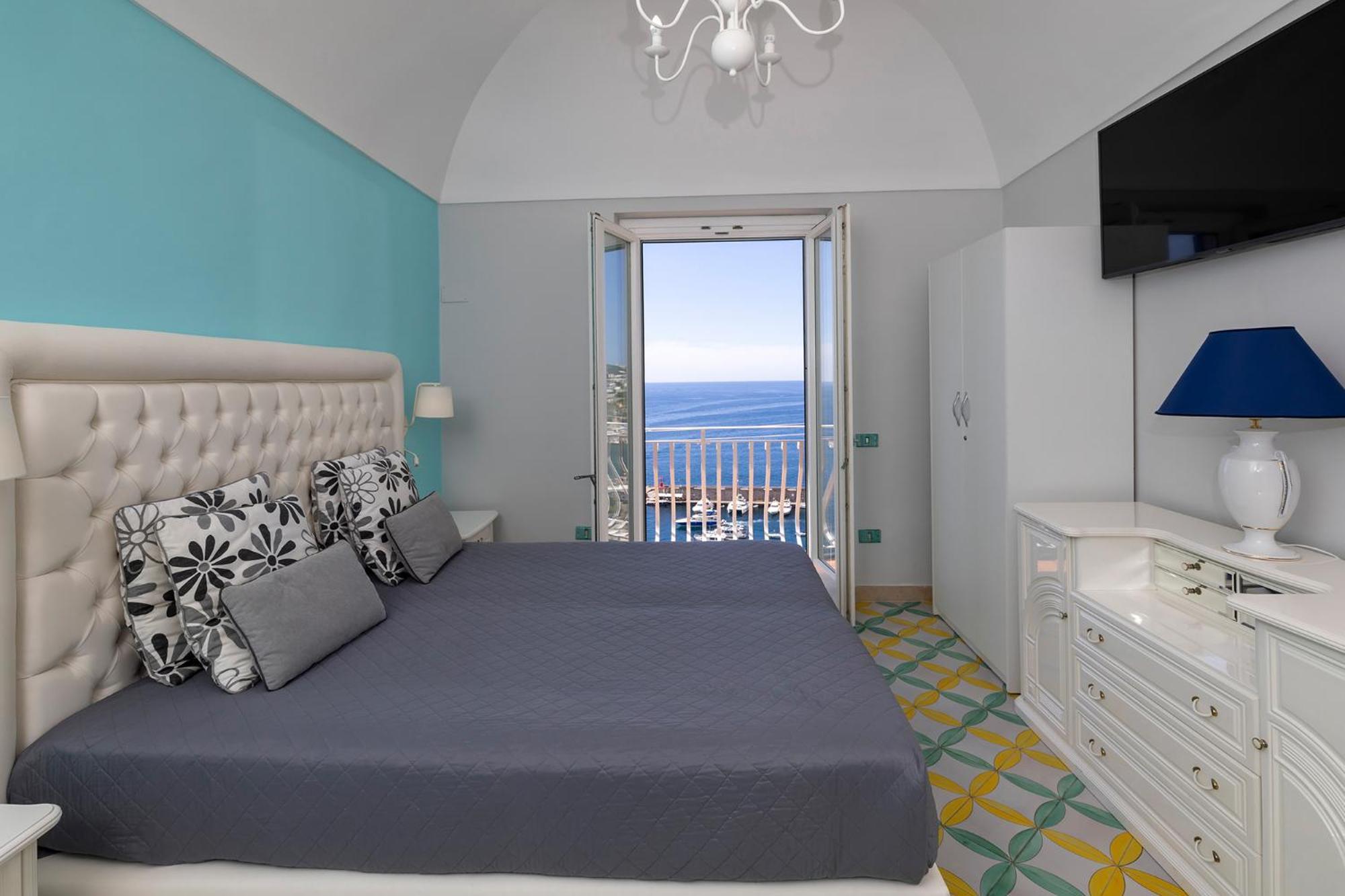 Apartments Amalfi Design Sea View Accessible By 250 Steps Esterno foto