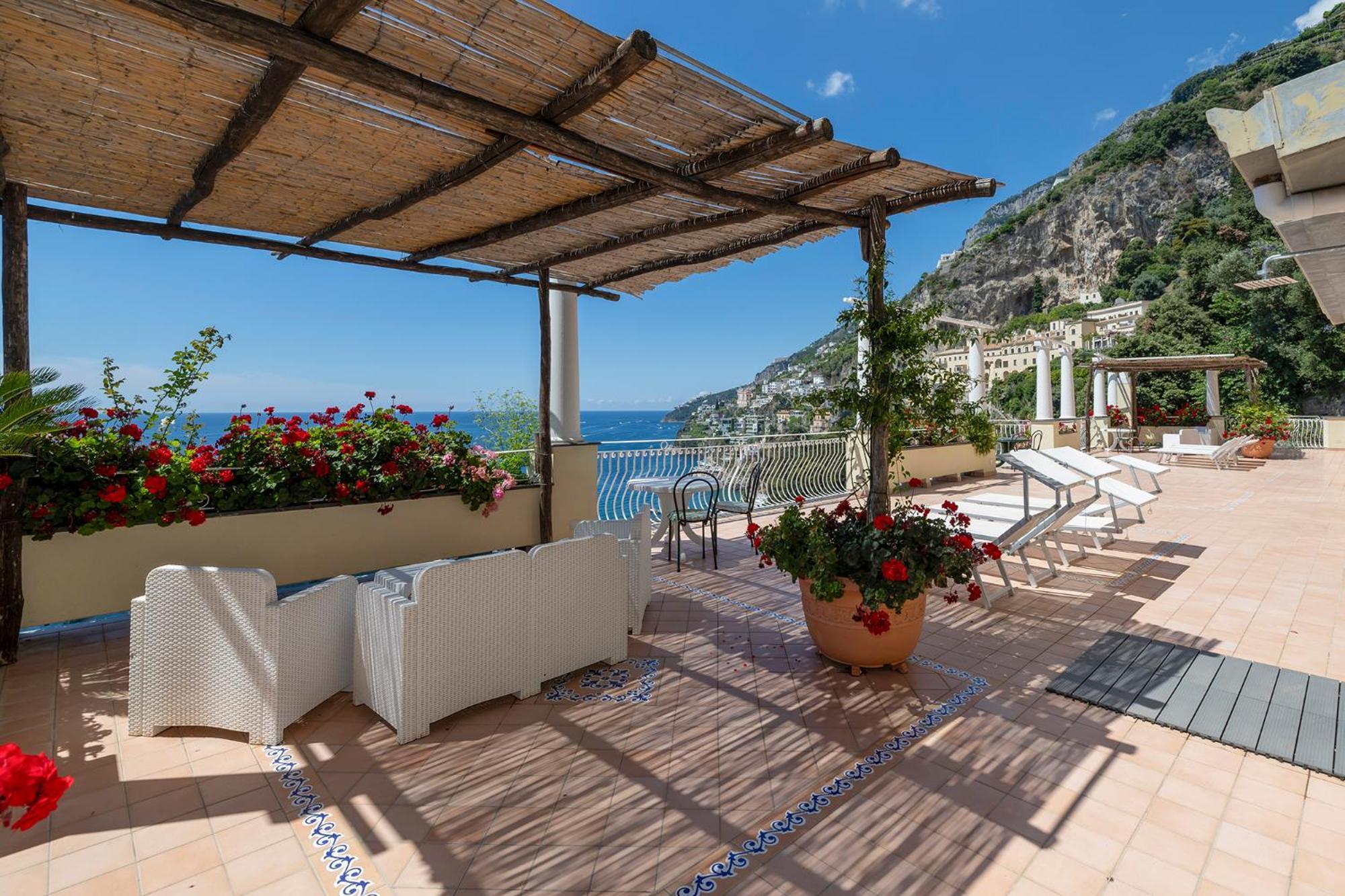 Apartments Amalfi Design Sea View Accessible By 250 Steps Esterno foto